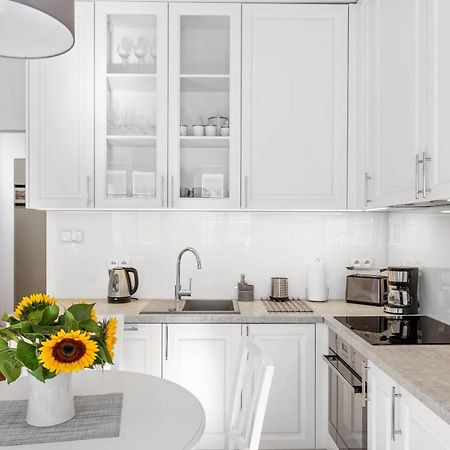 Cute Apartment In The Historic Old Town Of 바르샤바 외부 사진
